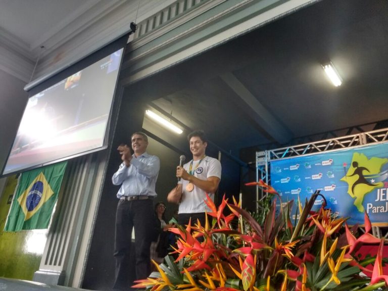 Lançamento do JEMs 2017 conta com presença de medalhista olímpico