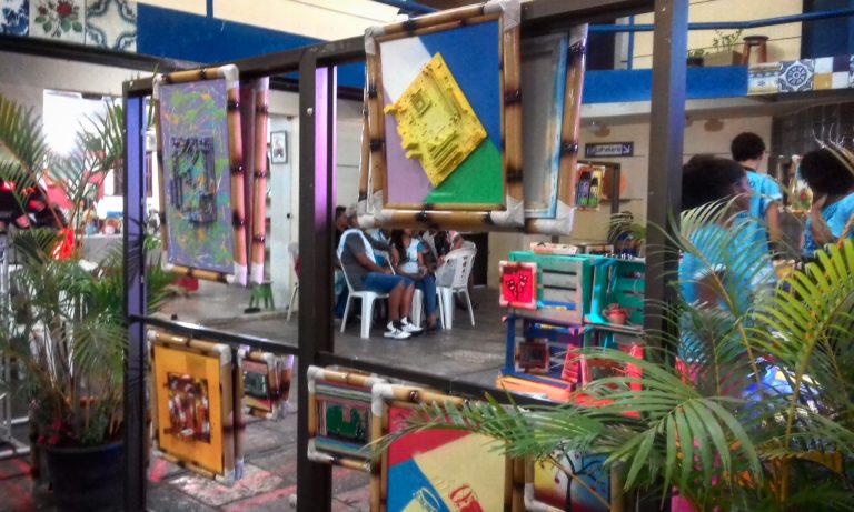Do lixo eletrônico à arte: conheça o projeto ‘Fábrica de Desmontação’