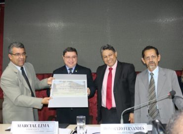 Reitor do IFMA recebe título de cidadão ludovicense