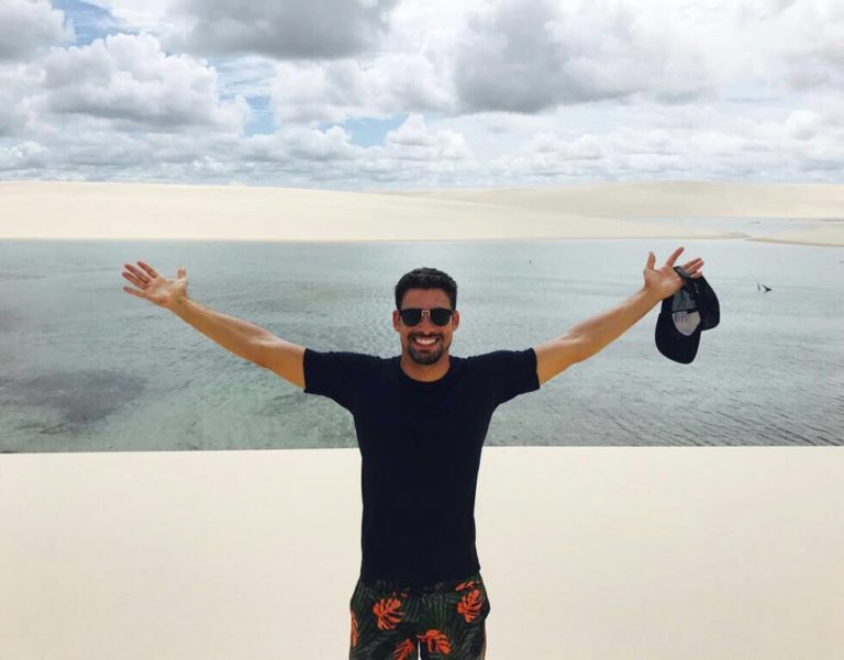 Cauã Raymond se encanta com Lençóis Maranhenses e dá dicas para turistas