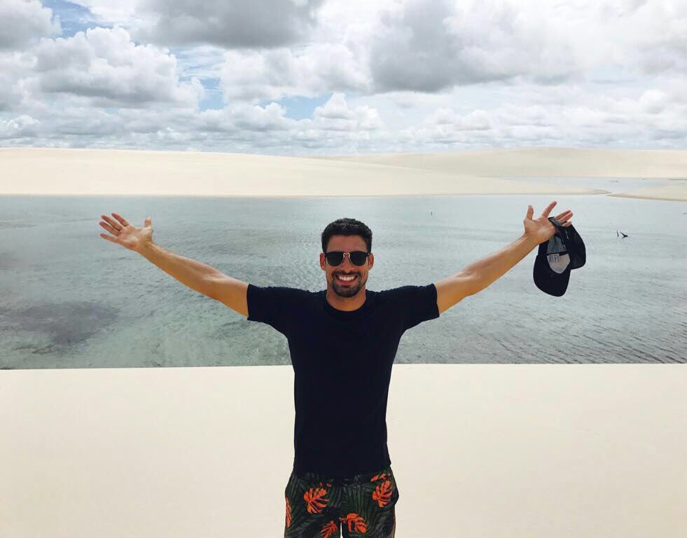 Cauã Raymond se encanta com Lençóis Maranhenses e dá dicas para turistas