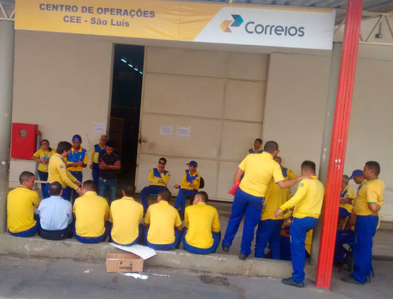 Grevistas dos Correios devem manter efetivo de 80%, diz TST