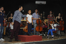 Orquestra da Paraíba faz concerto para alunos de escolas públicas na UFMA