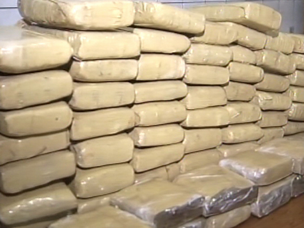 Polícia apreende mais de R$ 1 milhão em drogas e armas de fogo em São Luís