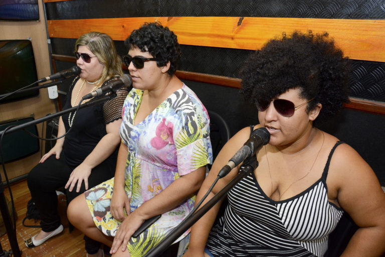 ‘1, 2, 3’ apresenta show ‘Paz, Amor e Música’ em comemoração aos dois anos do trio