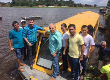 28 comunidades da Baixada Maranhense recebem lancha escolar