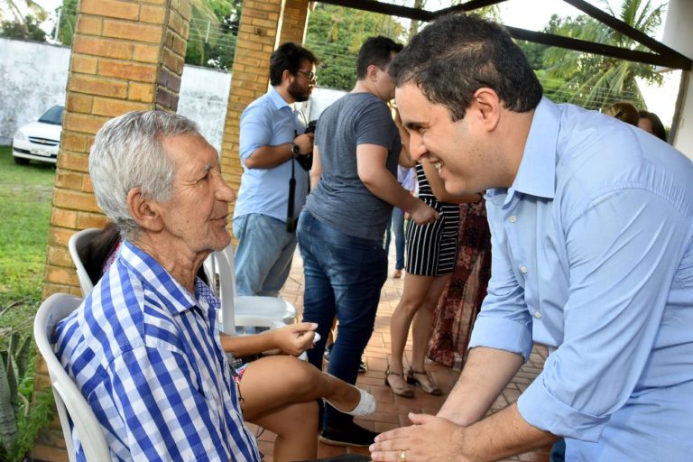 Edivaldo Jr. destaca importância do PAA e residência inclusiva como políticas de assistência