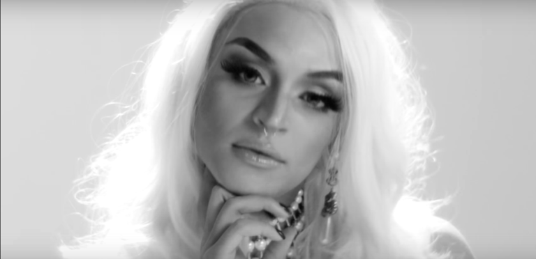 Maranhense Pabllo Vittar bate recorde de visualizações no Spotify
