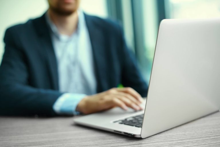Entenda como funciona o divórcio online