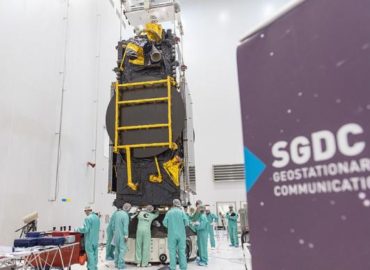 Satélite para comunicações e defesa será lançado hoje