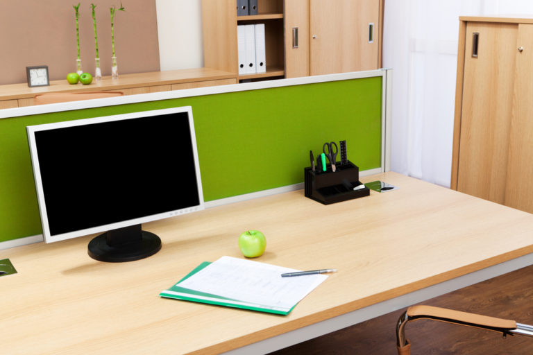 Como manter sua mesa de trabalho arrumada
