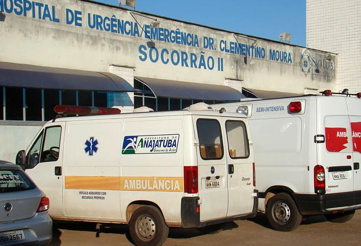Índio não teve mão decepada, afirma boletim médico