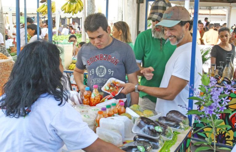 ‘Feirinha São Luís’ terá segunda edição neste domingo (18) na Praça Benedito Leite