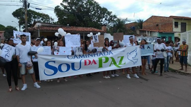 Polícia investiga morte de adolescente na Divinéia