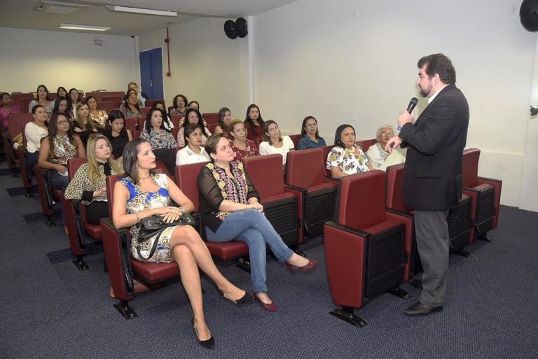 Encontro debate combate a crimes de gênero no Maranhão
