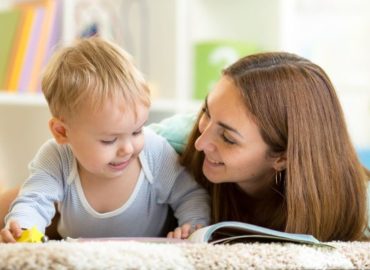 Leitura na primeira infância impulsiona alfabetização, diz pesquisa