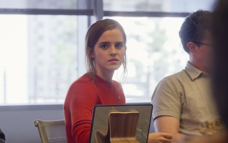 No filme ‘O Círculo’ Emma Watson precisa tomar decisões difíceis