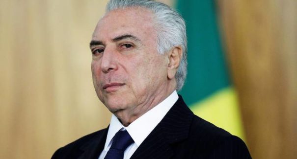 Denúncia contra Temer é lida na Câmara