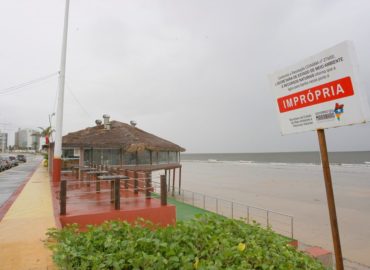 Principais praias de São Luís estão impróprias para banho, segundo laudo