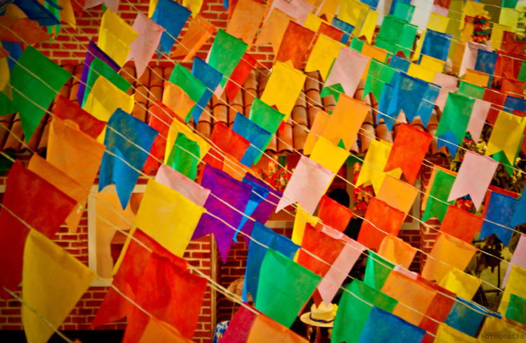 Dez passos para montar sua própria festa junina