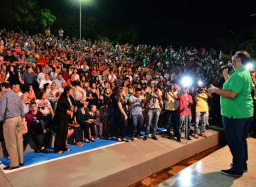 Concha Acústica é reinaugurada com festa