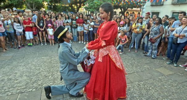 Férias Culturais reúne centenas de pessoas em passeio