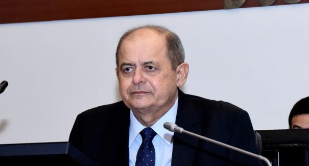 Humberto Coutinho retorna às sessões da Assembleia