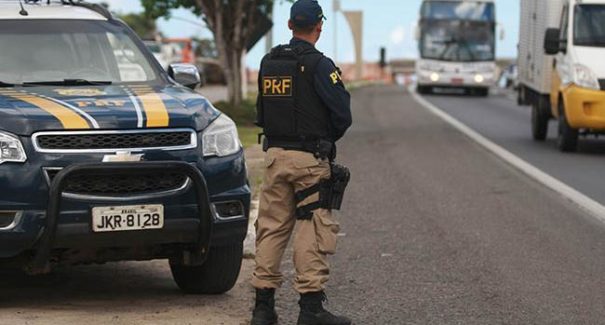Preso suspeito de assalto a ônibus na BR-135