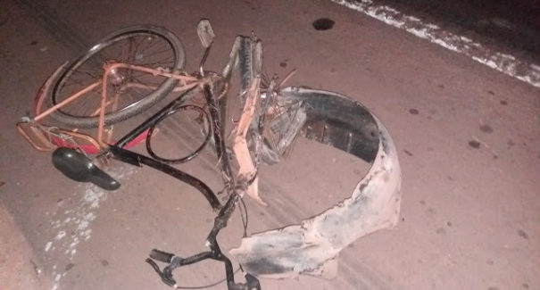 Ciclista morre atropelado na BR-010