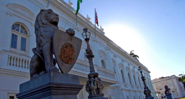 Entenda o peso dos partidos políticos nas eleições