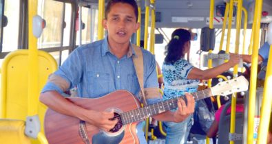 O cantor maranhense que saiu dos ônibus para o palco