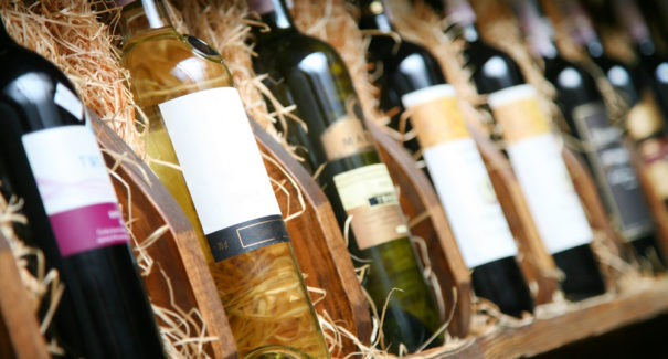 Saiba como combinar o vinho com a comida