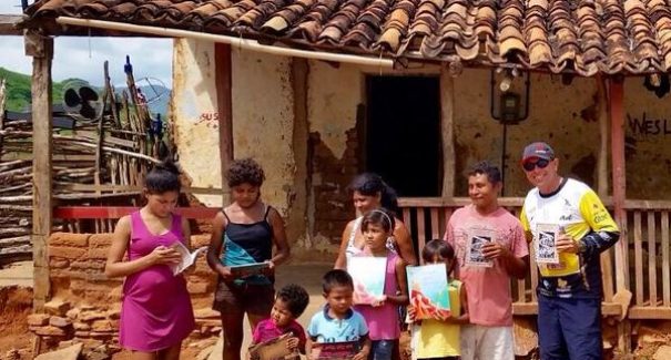 Equipe maranhense vai distribuir livros durante Rally dos Sertões