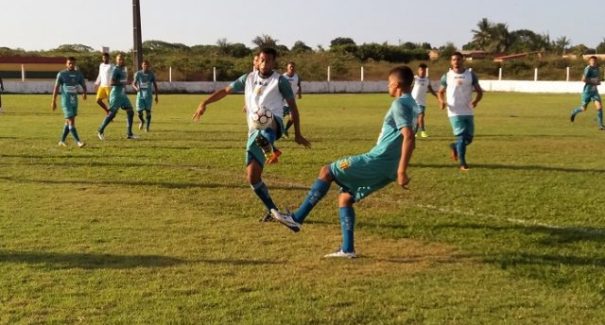 Sampaio volta aos treinos em busca da classificação