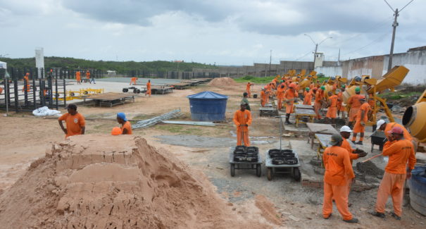 Mutirão de pavimentação de vias chega a 10 comunidades