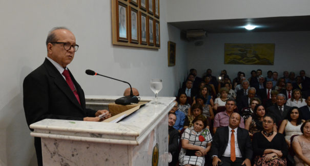Aureliano Neto toma posse na Academia Maranhense de Letras