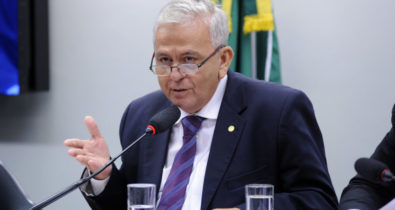 Deputado Pedro Fernandes confirma ministério e nega responder a processos