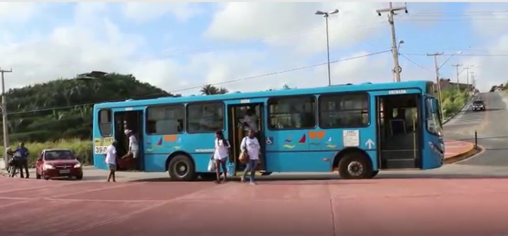 Vendedores ambulantes de Paço ganham transporte grátis para praias
