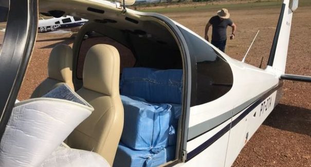 Polícia Federal apreende 240kg de cocaína em avião que viria para o MA
