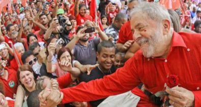 Lula encerra caravana do Nordeste com ato em São Luís