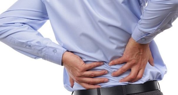 Evite dores na coluna com essas dicas imperdíveis