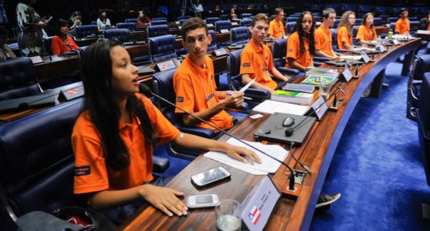Inscrições para o Jovem Senador terminam amanhã