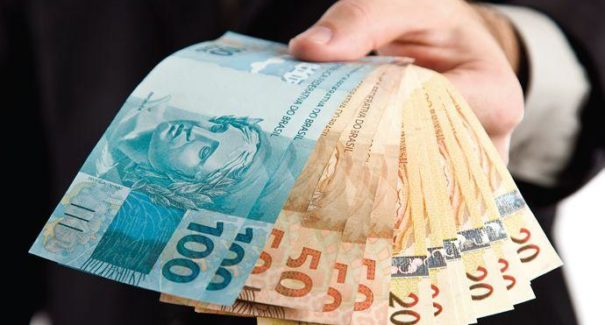 Reajuste do salário mínimo de 2018 é reduzido