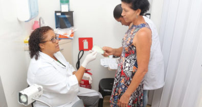 Unidade Móvel de Prevenção ao Câncer atende na Vila Embratel