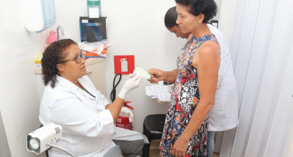 Unidade Móvel de Prevenção ao Câncer atende na Vila Embratel
