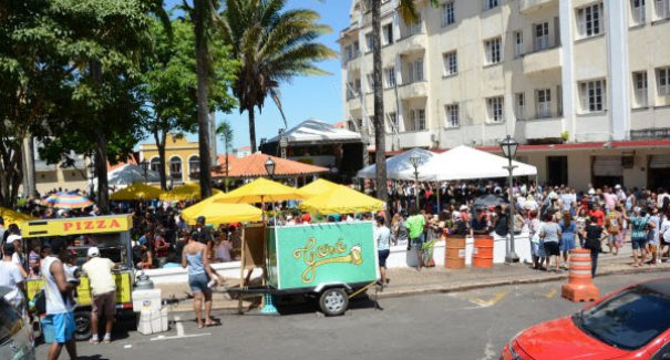 Hoje é dia de Feirinha São Luís, na Praça Benedito Leite