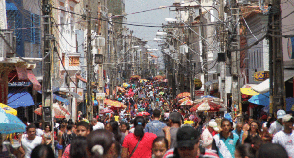 Brasil reduz linha da pobreza ao menor nível em 12 anos