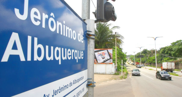 Quatro avenidas da cidade e as histórias que contam