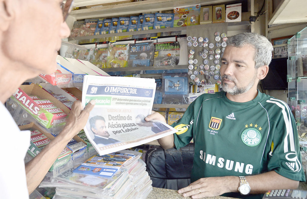 Lacerda vende jornais há mais de 19 anos.