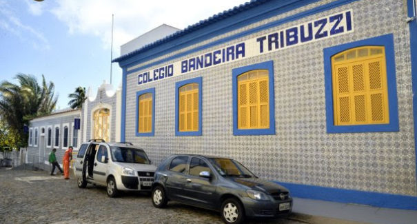 Tradicional e moderna. Conheça a nova U.E.B. Bandeira Tribuzzi